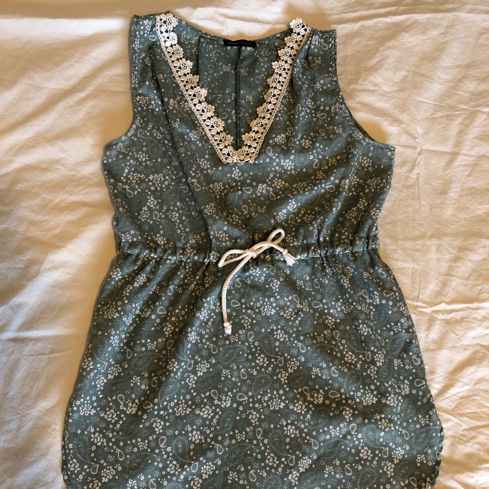 Sleeveless Jella Couture blouse sz sm